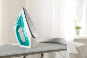 Mengoptimalkan Usaha Laundry dengan Setrika Uap
